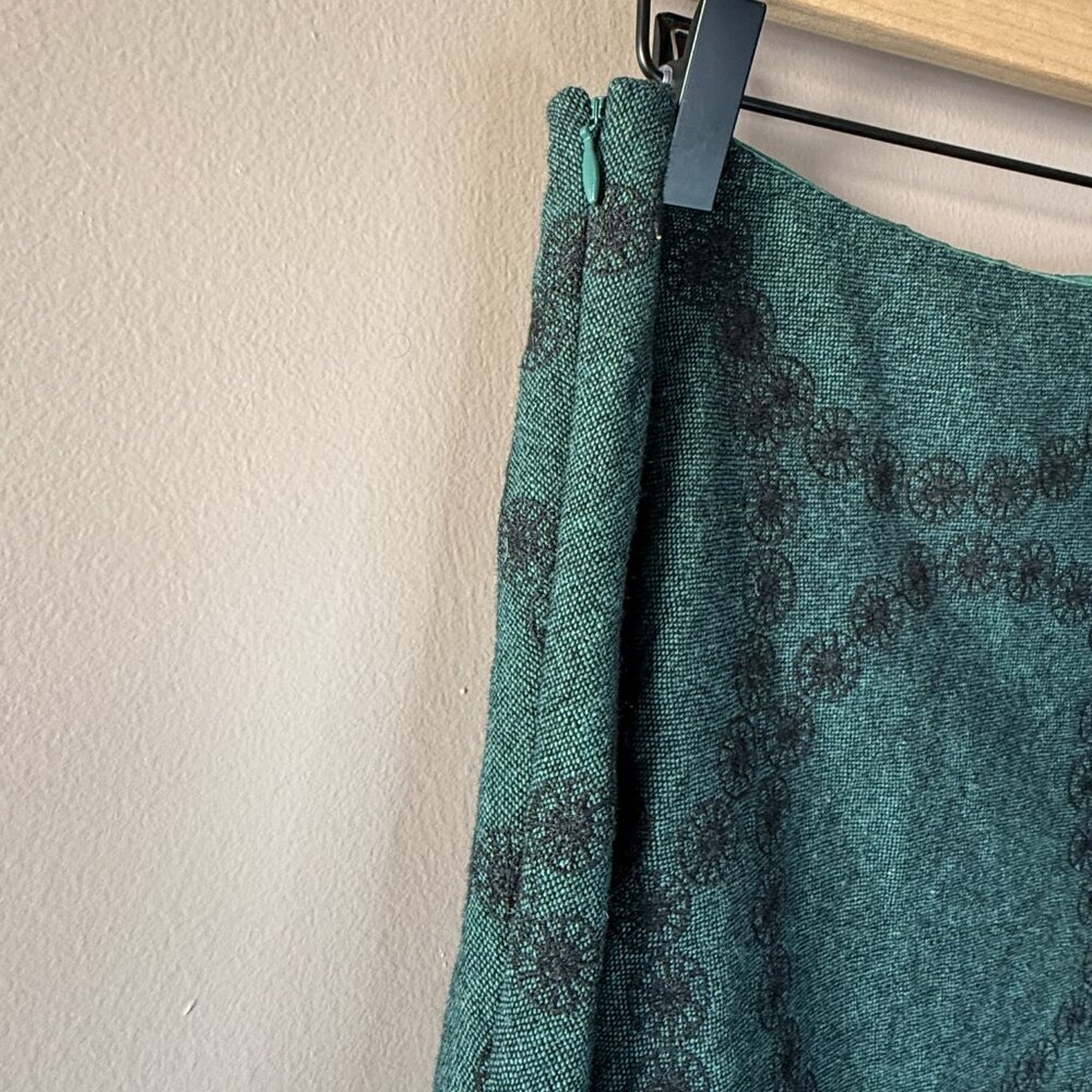 Women's 8 Boden Green and Black Circles A Line Skirt - Picture 5 of 7